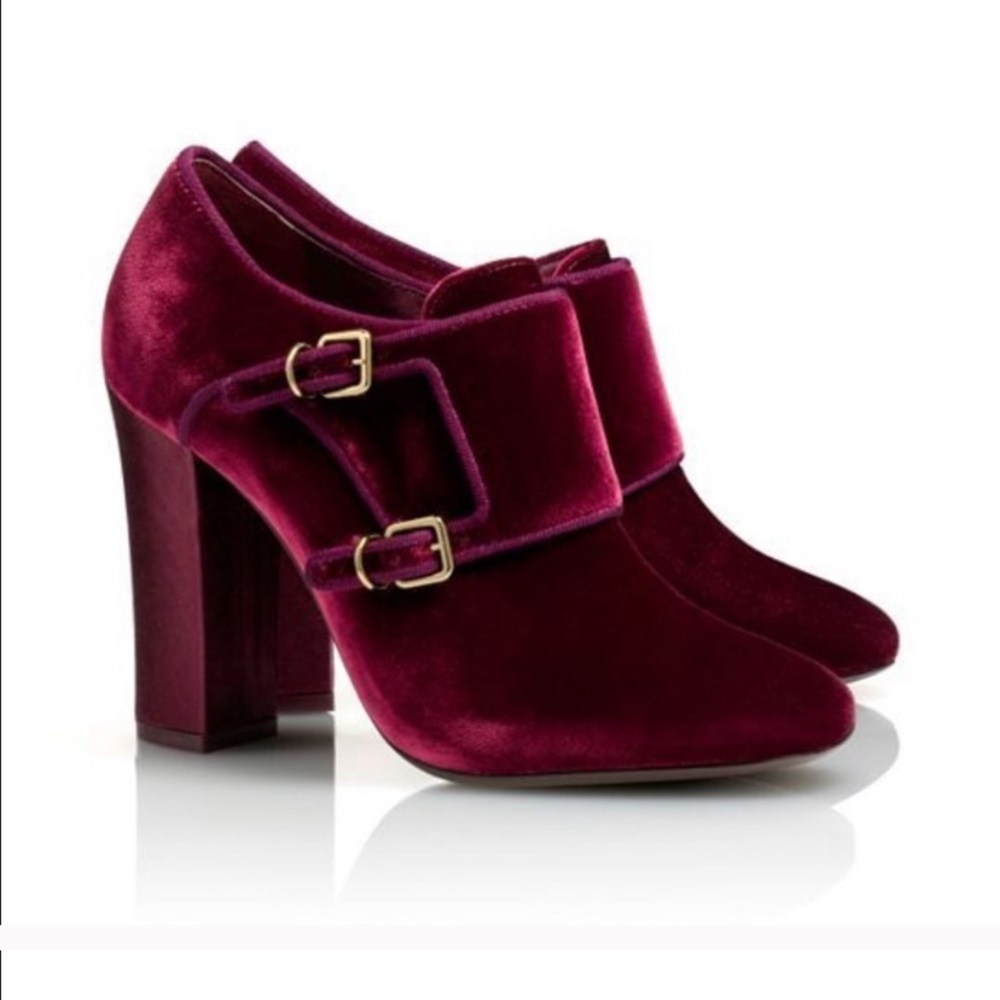 Tory Burch- Carly Velvet Ankle boot.